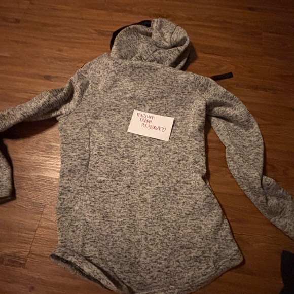 Women's Black and Gray Quilt Hooded Jacket - Picture 2 of 2